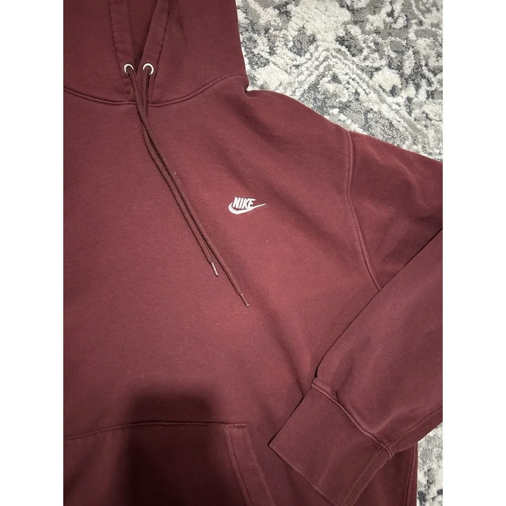 Nike Sportswear Club Men's Pullover Hoodie - Burgundy , Size‎ L